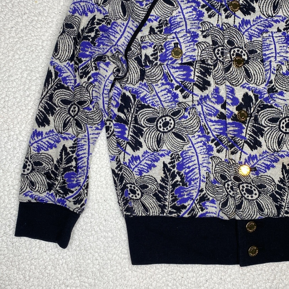 Juicy Couture Stretchy Button Down Jacket: Size E… - image 5